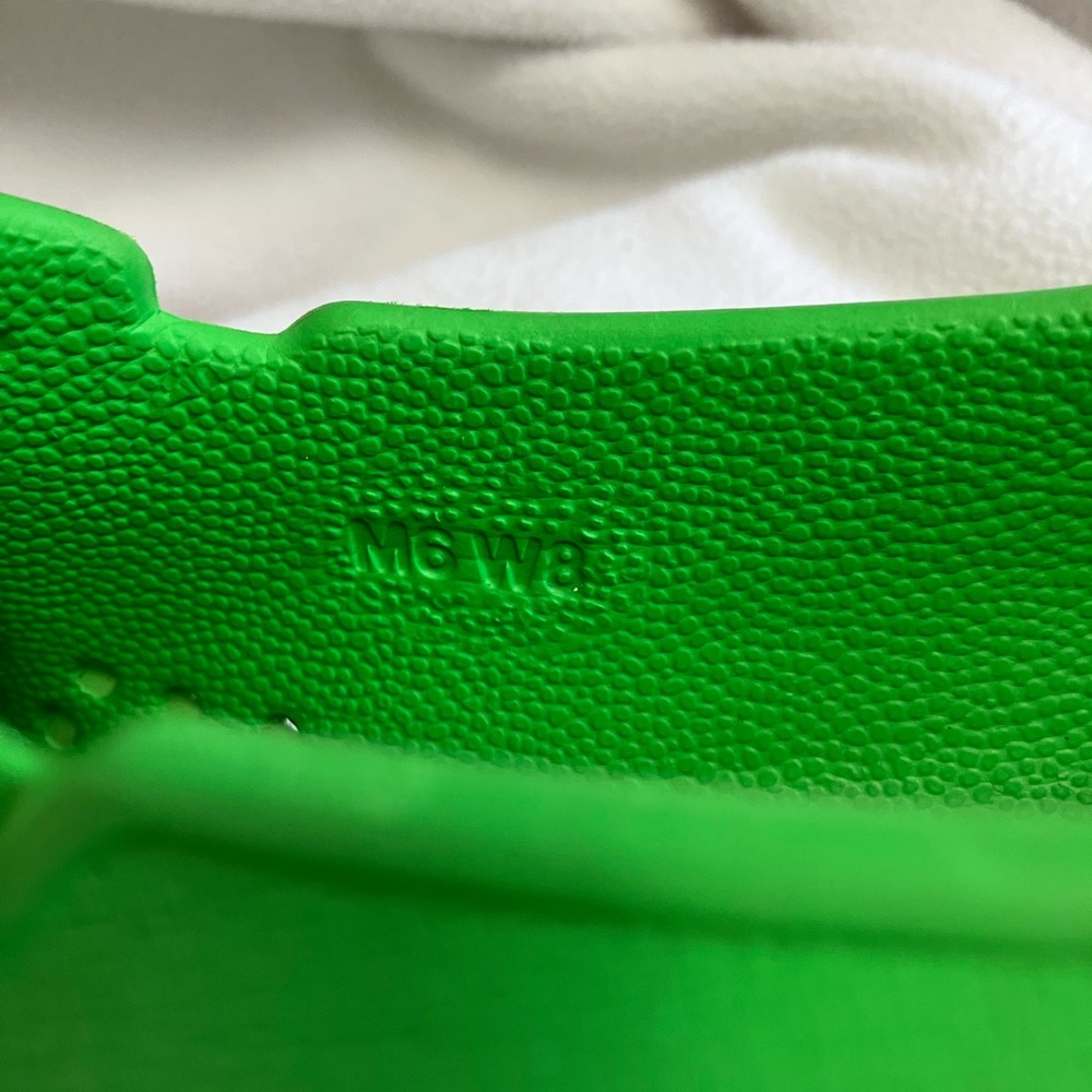 EUC Native Shoes Green Slip-On Water shoes Women’s 8 Men’s 6 - Picture 13 of 13